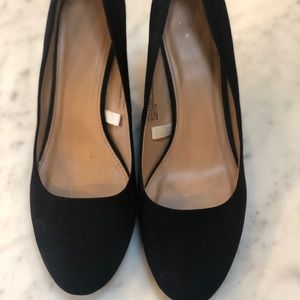 Black wedge heels size 10